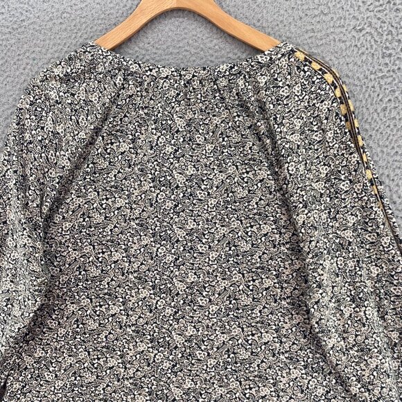 J Jill Top Womens Medium Ivory Black Floral 1/4 Button Long Sleeve Stretch Knit - Picture 4 of 10